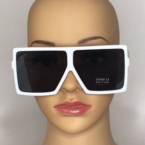 NWT- White Oversized sunglasses